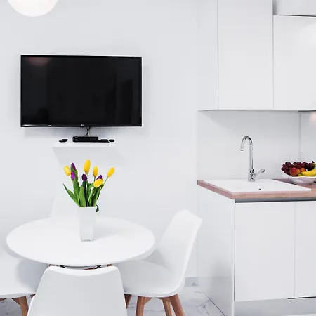 L&l 아파트먼트 *